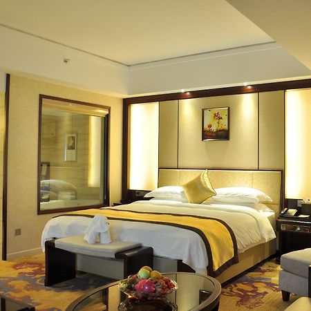 Conifer Garden Hotel Haikou  Exterior photo