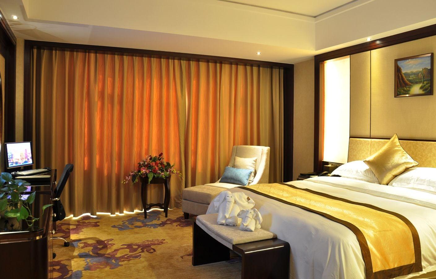Conifer Garden Hotel Haikou  Exterior photo