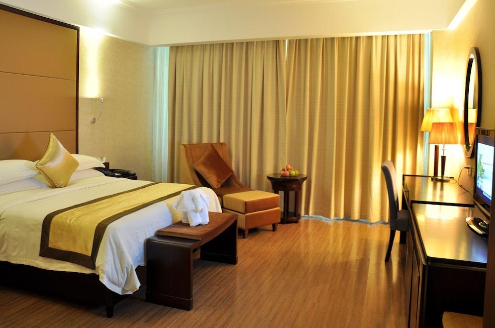 Conifer Garden Hotel Haikou  Exterior photo