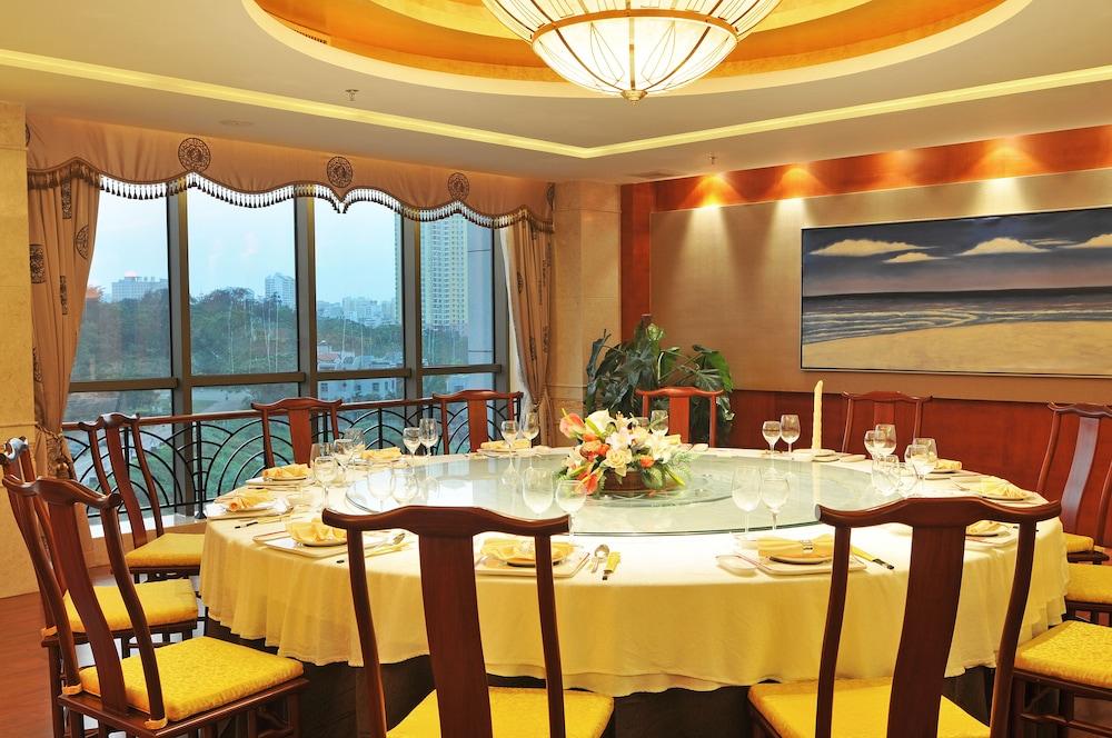 Conifer Garden Hotel Haikou  Exterior photo
